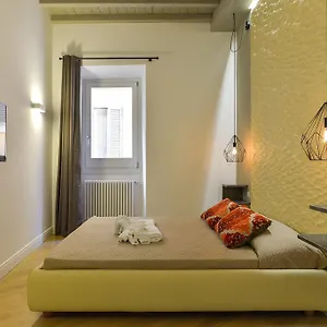 Eve Luxury Pantheon דירה